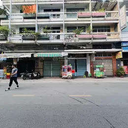 Mặt tiền 4 tầng Hưng Phú Quận 8 - kinh doanh sầm uất - ngay cầu Nguyễn Tri Phương