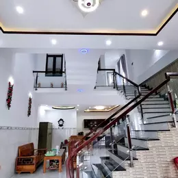 Cực Đẹp - Bán nhà kiệt Ngô Quyền 90m2 Vị Trí Sầm Uất giá chỉ Nhỉnh 6 tỷ.