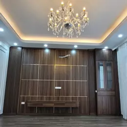 Hiếm! 11.3 tỷ - Xuân La, Tây Hồ - cực gần phố - Thang máy