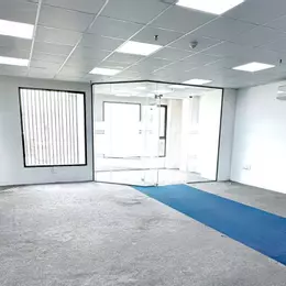 Cho thuê sàn văn phòng khu sân bay 70m2 giá 10tr
