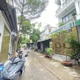 Nhà 3 tầng, Hồ Bá Phấn, PLA, 110m2, ngang 5.2m, ngay Metro, xe hơi trong nhà, 7.3 tỷ