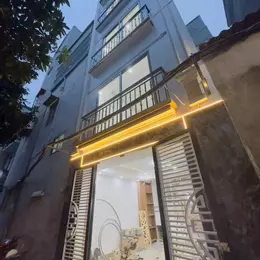 Bán nhà Lĩnh Nam giá 6.75 tỷ, diện tích 31m2, 5 tầng, mặt tiền 6.6m