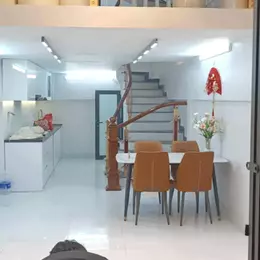 BÁN NHÀ KHÚC THỪA DỤ 30M – 6 TẦNG NỘI THẤT SANG XỊN – VÀI BƯỚC RA PHỐ - TRUNG TÂM CẦU GIẤY – NHÀ