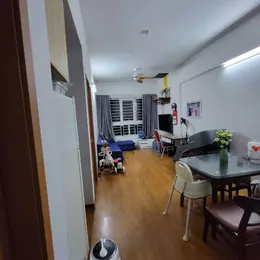 Bán gấp Chung cư  HH03A tổ 4 Cự Khê, Thanh Hà Cienco5 Hà Đông,DT:75m2 -2 ngủ. Giá 2,7 tỷ.