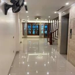 Bán nhà mặt phố Nhật Chiêu 110m2, 5T thang máy, MT6.6m view Hồ Tây cực đẹp giá 72 tỷ