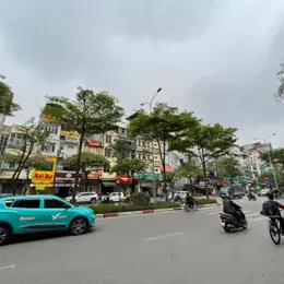 Bán nhà 6 tầng, căn góc 2 mặt thoáng, diện tích 102.9m², mặt ngõ Đào Tấn, đường trước nhà xe con
