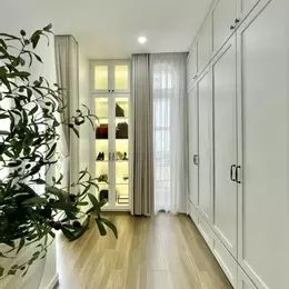 Nhà đẹp 3 tầng ngang 6m gần biển Mỹ Khê,dòng tiền 25 triệu tháng -Giá chỉ 9,5 tỷ.