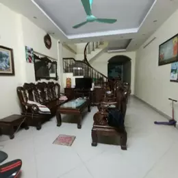 💥Ô tô tránh Mặt ngõ Chùa Láng, Đống Đa 48m 5T, Kinh doanh vô địch, 18.5 Tỷ💥