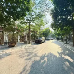 bán Biệt Thự Đống Đa, 80m, lô góc, ô tô tránh, vào nahf