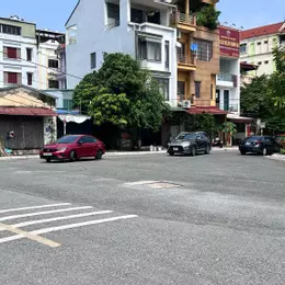 bán nhà mặt phố Bát Khối, 180m, mặt tiền 11.5m, full thổ cư, đón đầu cầu Trần Hưng Đạo