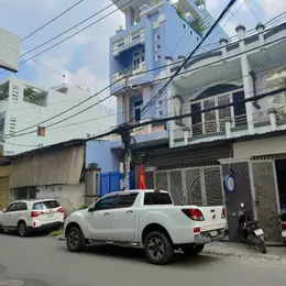 BÁN NHÀ 3 TẦNG - 48m2 - HẺM XE HƠI - SÁT CHỢ TÂN HƯƠNG - NHỈNH 5 TỶ