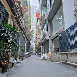 BÁN NHÀ TRẦN QUỐC HOÀN CẦU GIÁY 7 TẦNG THANG MÁY NGÕ 2 Ô TÔ TRÁNH-  KINH DOANH NHÀ ĐẸP 22 TỶ
