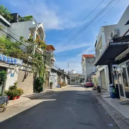 Bán nhà mặt phố Bưng Ông Thoàn, P. Phú Hữu, Q.9, 209m², 8.9 tỷ, 15PN, 16WC