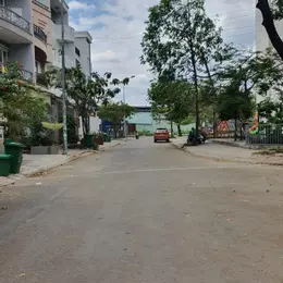 Bán nhà mặt phố Q.9, 70m2, 4 tầng, 5.8 tỷ, sổ đỏ