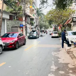 Biệt thự mini Cổ Linh-Tư Đình, 125m x 5 tầng, mặt tiền 8.5m, 1 mặt phố 1 mặt ngõ, gara ôtô, ô chờ