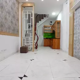 BÁN NHÀ NGUYỄN CHÍNH, HOÀNG MAI, NGÕ NÔNG GẦN Ô TÔ, 30M2, 5.8 TỶ