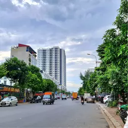 Nhà hoàn thiện 5 tầng 90m2 đường 30m cho bác nào thuê KD tại Trâu Quỳ, Gia Lâm. Lh 0989894845