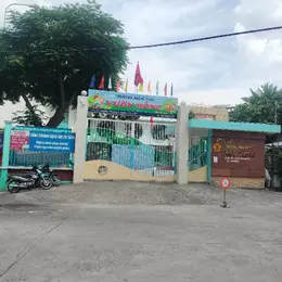 HẺM 2 XE TẢI TRÁNH NHAU ,  Ô TÔ ĐẬU TRƯỚC CỬA HOẶC NGỦ TRONG NHÀ. [P2Q8].SIÊU PHẨM DƯƠNG BÁ TRẠC.