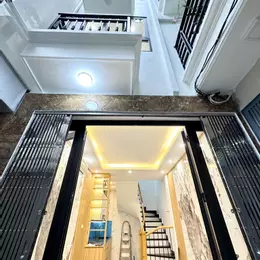 BÁN NHÀ GIÁP NHỊ, QUẬN HOÀNG MAI, MỚI Ở LUÔN, SD 25M2, 4.8 TỶ
