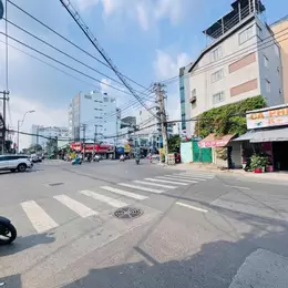 Bán nhà Mặt tiền Nguyễn Xí - gần ĐInh Bộ Linh, 400m là VinCom, 6,3x48m, 3 Tầng , 49,9 tỷ.