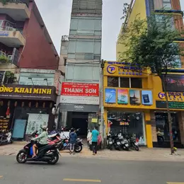Siêu phẩm nhà MT Ngô Quyền Quận 5, Cao 7 Tầng, MT KD rất tốt