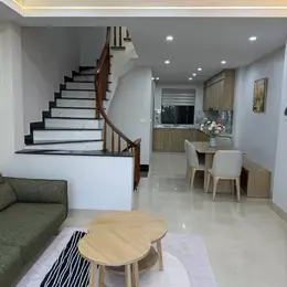 NHÀ SÂN VƯỜN VIỆT HƯNG 70M2, 5PN, NGÕ THÔNG, Ô TÔ CẠNH NHÀ - NHỈNH 12 TỶ