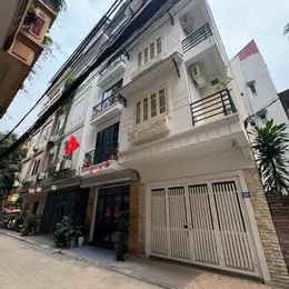 Bán nhà 6 tầng thang máy, phố Tây Sơn, Đống Đa, ô tô đỗ cửa, 44m, mặt tiền 5m, 14.8 tỷ