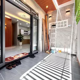 BÁN NHÀ 2 TẦNG TẶNG FULL NỘI THẤT QUẬN 12 - GIÁP GÒ VẤP - SÁT CV PM QUANG TRUNG -  NGANG 5.8M -