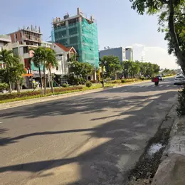 Cần bán đất đường hồ xuân hương, dt 265m2 ngang 10m gần biển mỹ khê