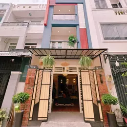 Nhà Đẹp Gò Vấp Hẻm Xe Hơi Ngủ Trong Nhà
Khu Víp Phân Lô Cao Tầng - Vị Trí Đẹp
40m2