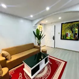 bán nhà tập thể nghĩa tân 60m 2 ngủ giá 4,55 tỷ ô tô đỗ cửa