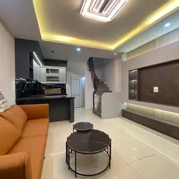 NHÀ ĐẸP NGỌC THỤY – FULL NỘI THẤT – Ô TÔ QUA CỔNG – DÒNG TIỀN CỰC TỐT