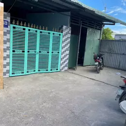 Bán nhà hẻm ấp 2 xã Tân Thạnh Đông dt 202m2 ( 78m2 thổ ) 2pn , 2wc giá 2,5 tỷ