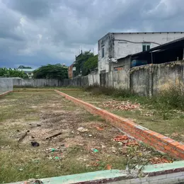 Bán đất 1300m2 giá 10 triệu/m2 Đường nhựa 6m Bà Điểm 5