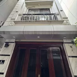 (Khương Trung) Nhà đẹp 32m², 5 tầng, MT 4.5m, gần ô tô. Giá: 8.9 tỷ