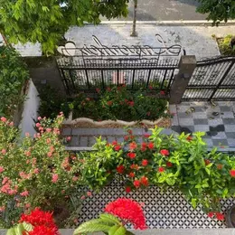 BÁN BIỆT THỰ CIPUTRA KHU C.DT 180M2, 4 TẦNG. Ở LUÔN. GẦN CÔNG VIÊN 65Ha.KĐT KIỂU MẪU Ở CỰC SƯỚNG