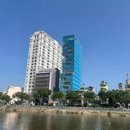 BÁN BUILDING ENTERPRISE 18 TẦNG ĐƯỜNG BẾN VÂN ĐỒN QUẬN 4 - VIEW SÔNG NGẮM QUẬN 1 SIÊU ĐỈNH - *