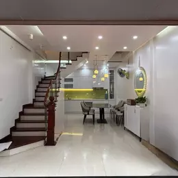 duy nhất 1 căn. Hơn 9 tỷ ngọc lâm 35m x 5T oto đỗ cửa ở luôn.