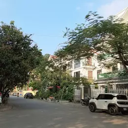 Bán nhà phân lô Bộ Quốc Phòng Thạch Bàn 96m2, MT 7.7m, vỉa hè, 17.8 tỷ 0372311369