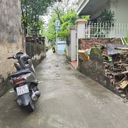 Bát khối bán 35M đất ô tô vào đất long biên