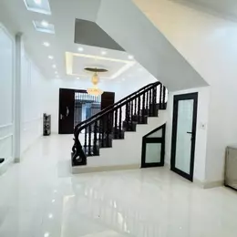 BÁN GẤP NHÀ NGUYỄN VĂN HUYÊN, DT 90M, XÂY 5 TẦNG, MT 5M NỞ HẬU, GẦN Ô TÔ, CHÀO 18.8 TỶ