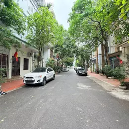 BỒ ĐỀ, GẦN HỒ CẬN PHỐ, Ô TÔ TRÁNH 80M2, MT 10M, VỈA HÈ, Ô TÔ TRÁNH - NHỈNH 2X TỶ