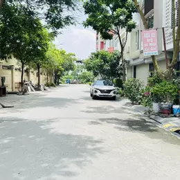 ĐẤT PHÂN LÔ VIỆT HƯNG - 65M2 - VIEW HỒ CÔNG VIÊN - Ô TÔ TẢI TRÁNH - GIÁ ĐẦU TƯ  0372311369