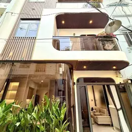 SIÊU PHẨM THÍCH QUẢNG ĐỨC - PHÚ NHUẬN- HXH ĐỒ CỬA - 4 TẦNG LÂU - FULL NỘI THẤT SANG TRỌNG - 40m2