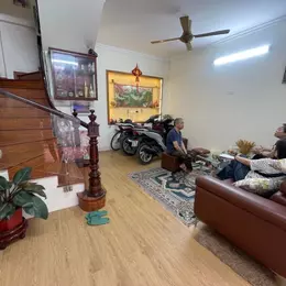 Bán nhà ngũ nhạc 4 tầng dân xây 1 nhà ra phố hoàng mai
