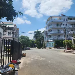 Bán nhà Quận 8 Âu Dương Lân – 96m² – 3 Tầng – kế HXH