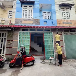 Chính chủ bán nhà mới ở ngây cách đường Tô Ngọc Vân 70m, hẻm xe hơi.