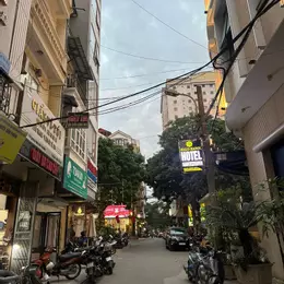 BÁN NHÀ NGÕ 67 ĐỖ QUANG CẦU GIẤY - VỈA HÈ PHÂN LÔ Ô TÔ KINH DOANH 6 TẦNG: 60M2 - 36.6 TỶ