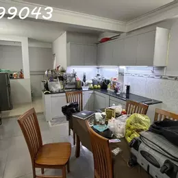 SIÊU PHẨM 2T BTCT–VÀI BƯỚC RA MẶT TIỀN NGUYỄN VĂN QUÁ.
PHƯỜNG ĐÔNG HƯNG THUẬN-QUẬN 12-HƠN 5 ĐỒNG