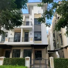 BÁN VILLA 5 TẦNG ROYAL LOTUS HẠ LONG TẠI HẠ LONG, QUẢNG NINH - SẴN DÒNG TIỀN – GIÁ CHƯA ĐẾN 9 TỶ